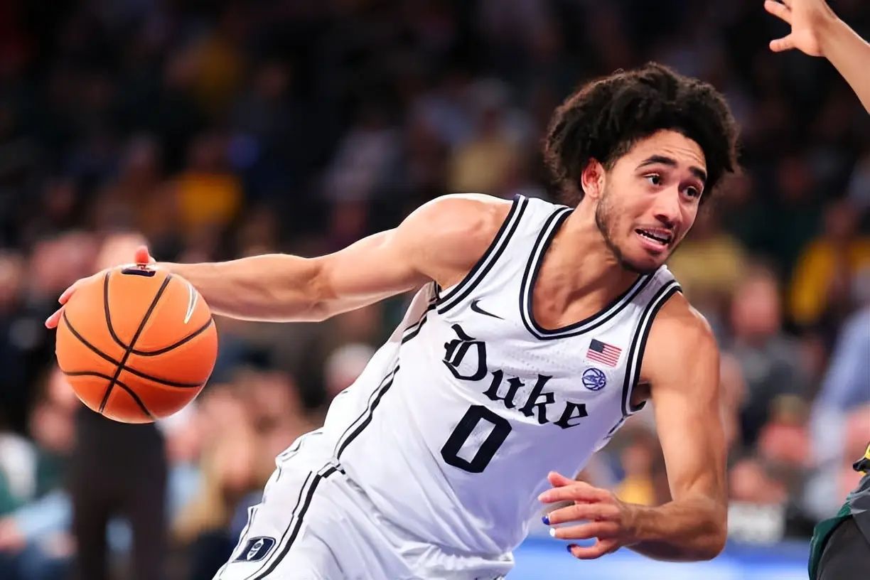 掘金队年轻后卫逐渐崭露头角,表现令人眼前一亮(掘金队的球员有哪些) 掘金队年轻后卫逐渐崭露头角,表现令人眼前一亮(掘金队的球员有哪些)