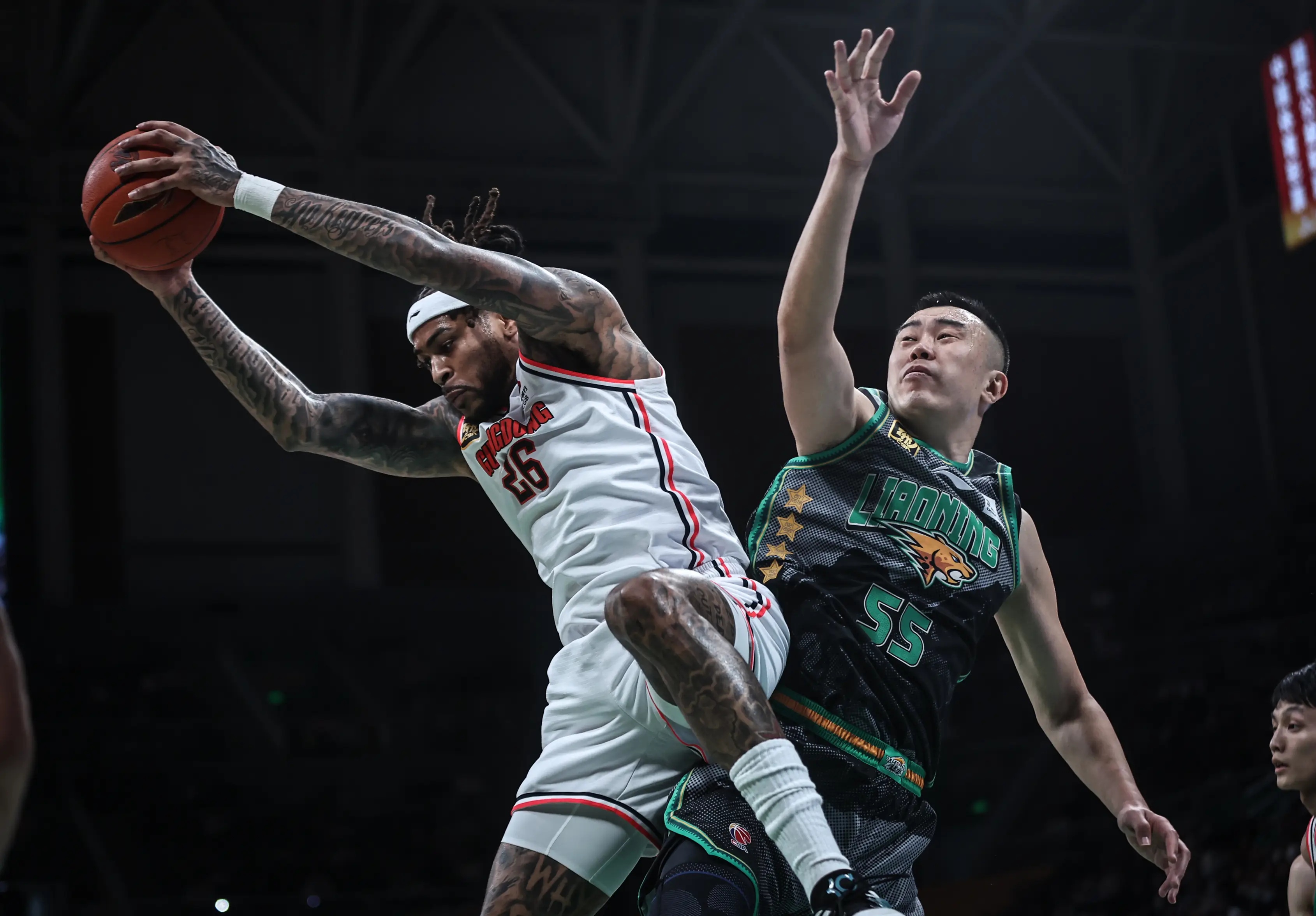 九游娱乐视频-广东男篮大比分战胜河北队，领先优势明显