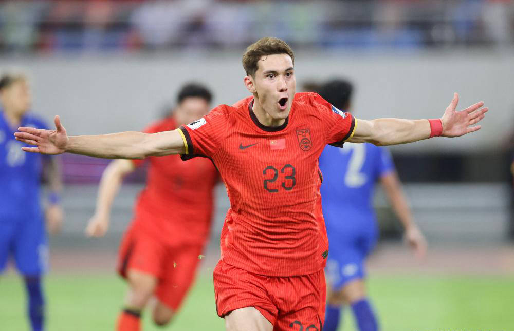 本土球员崭露头角，成为团队支柱