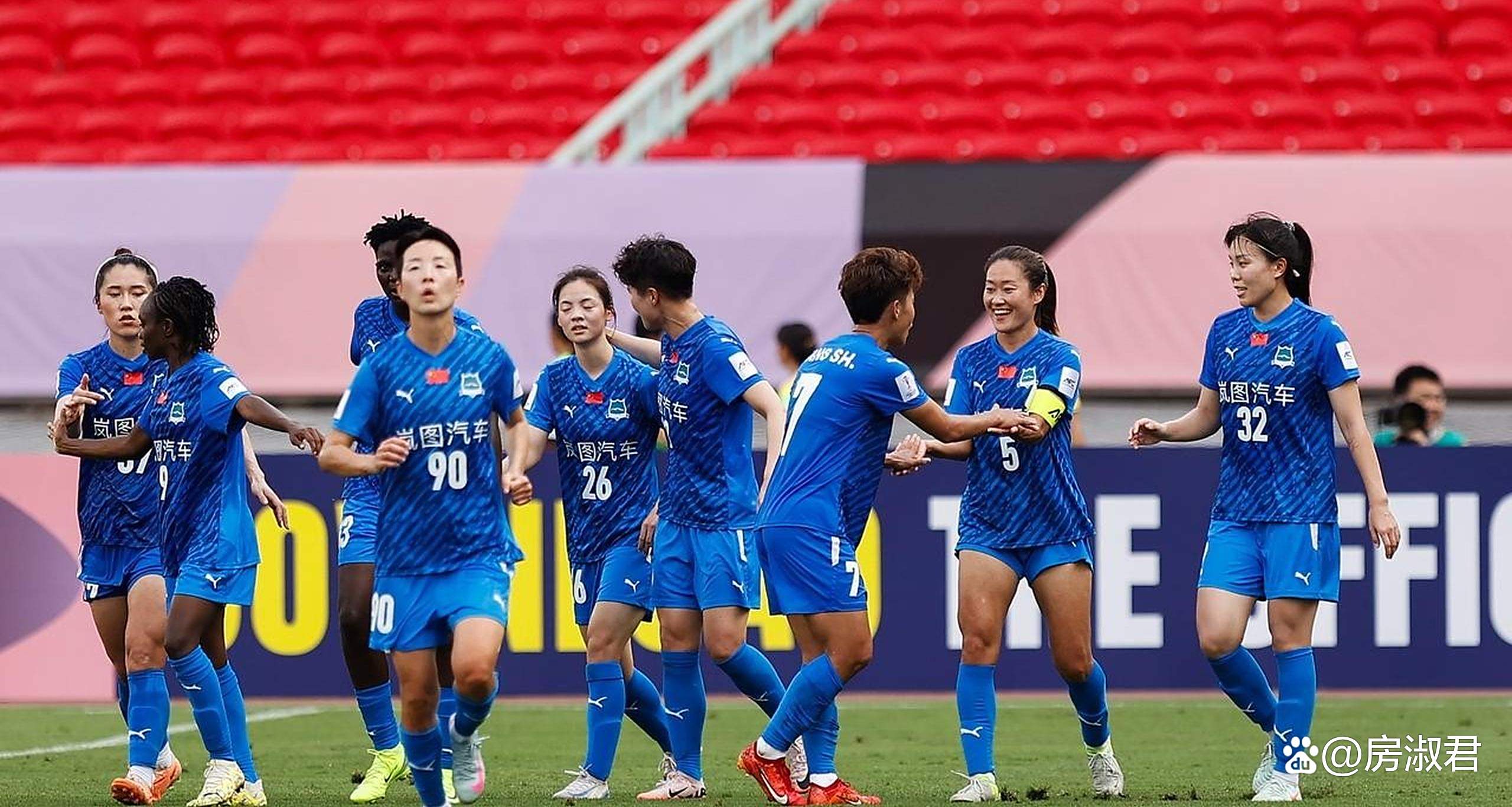 包含新晋女足国脚展现实力，助中国女足豪取四连胜的词条