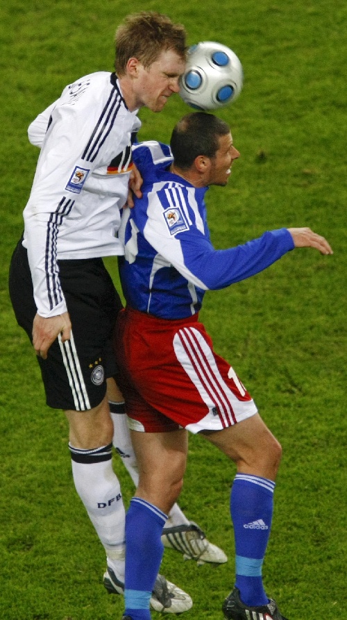 列支敦士登队经历激烈角逐胜出 列支敦士登队经历激烈角逐胜出