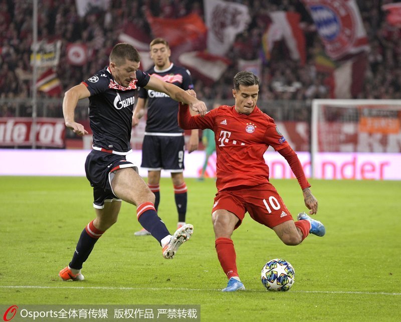 九游娱乐在线登录-蒂亚戈伸援手佩里西奇，AC米兰后卫互相支持的简单介绍