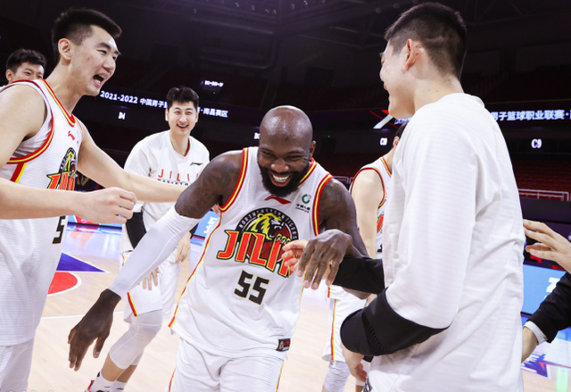 九游娱乐登录入口-关于河北男篮实力有限，亟需引援强化队伍的信息