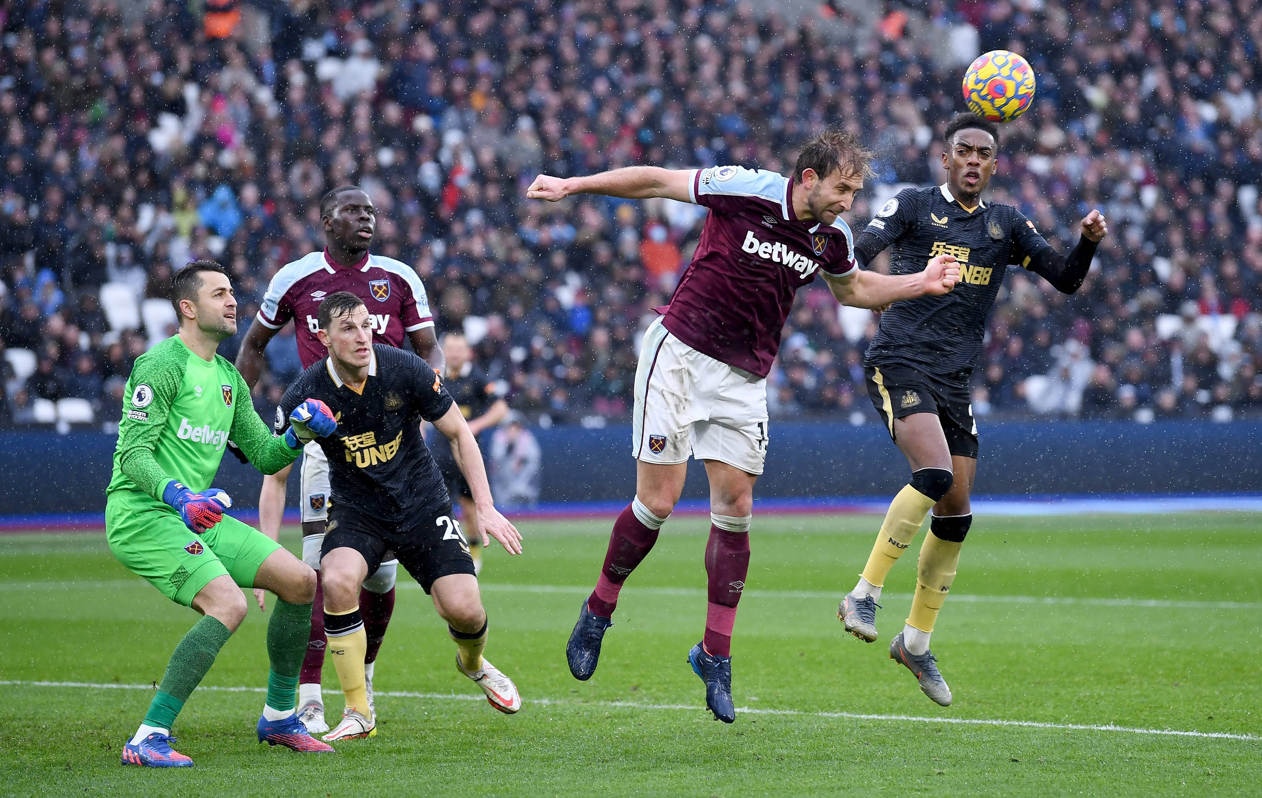 切尔西客场逆转战胜西汉姆联 切尔西客场逆转战胜西汉姆联