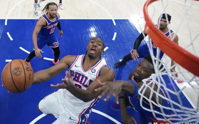 九游娱乐馆-勇士客场击败对手，东部排名稳居前三