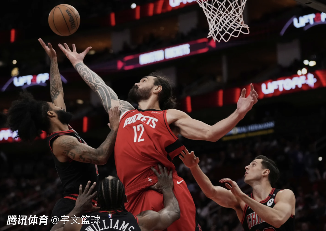 火箭遭遇尼克斯逆转,失去四连胜 火箭遭遇尼克斯逆转,失去四连胜